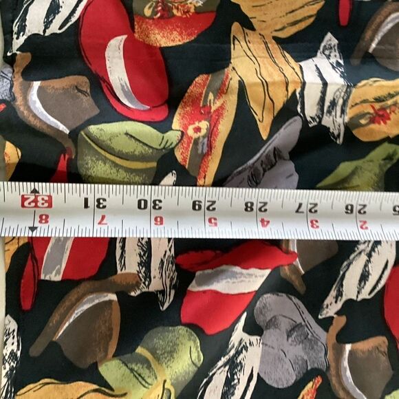 Oleg Cassini Silks Womens Sz XL Button Down Shirt Hats 100% Silk Vintage 90s - Picture 8 of 8